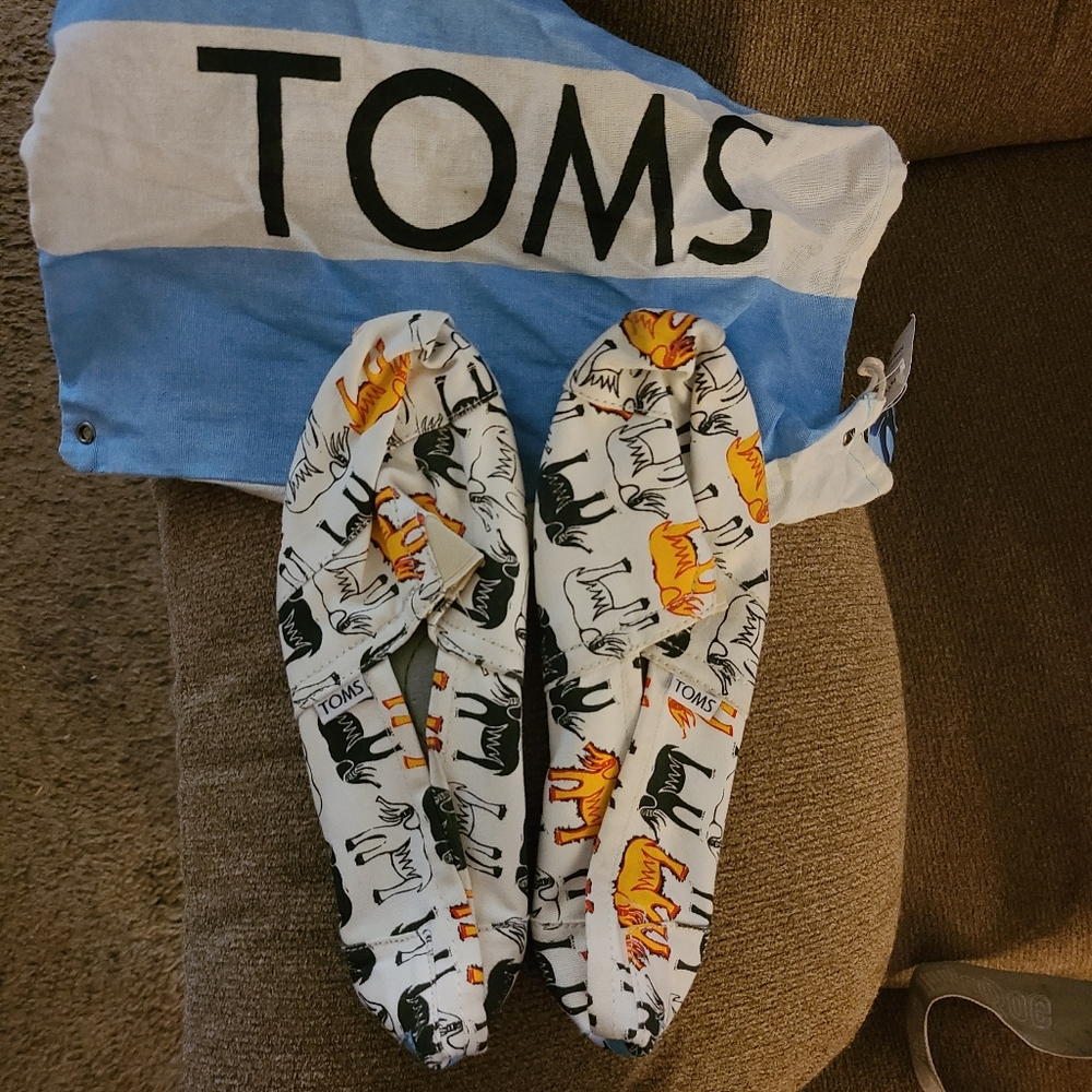 Elephant print Toms